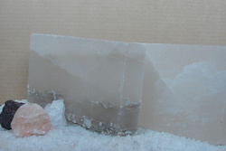 Cegła solna himalajska biała, jedna strona naturalna, 5x10x20 cm