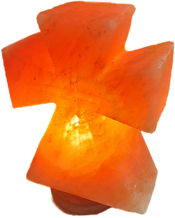 Lampa krzyż z soli himalajskiej z podstawą z drewna